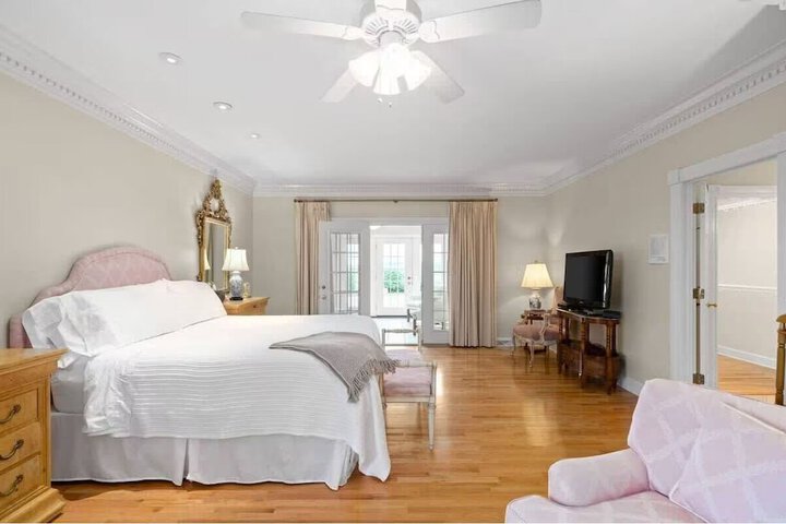 Oak Hill House