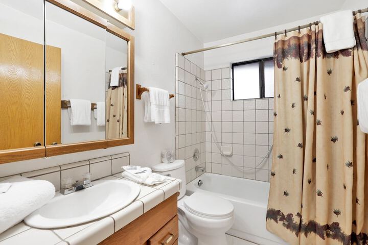 Room 16 of 24