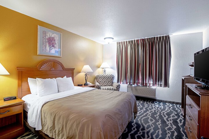 Room 25 of 30