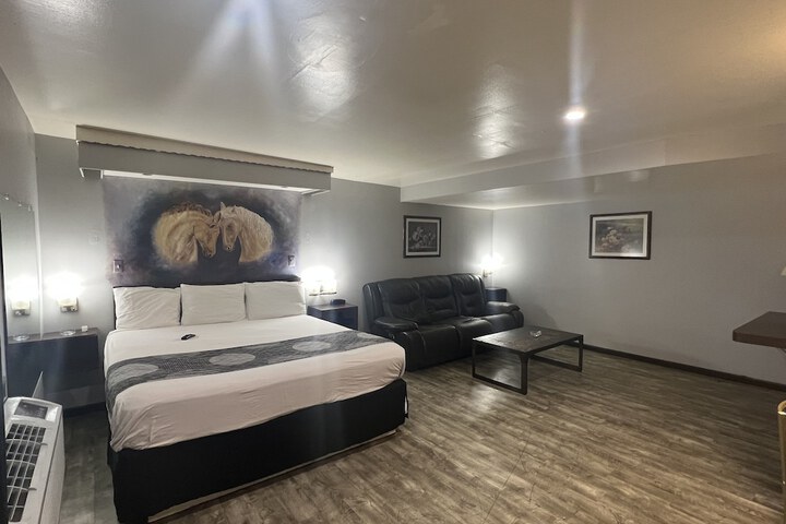 Cindy Lyn Motel