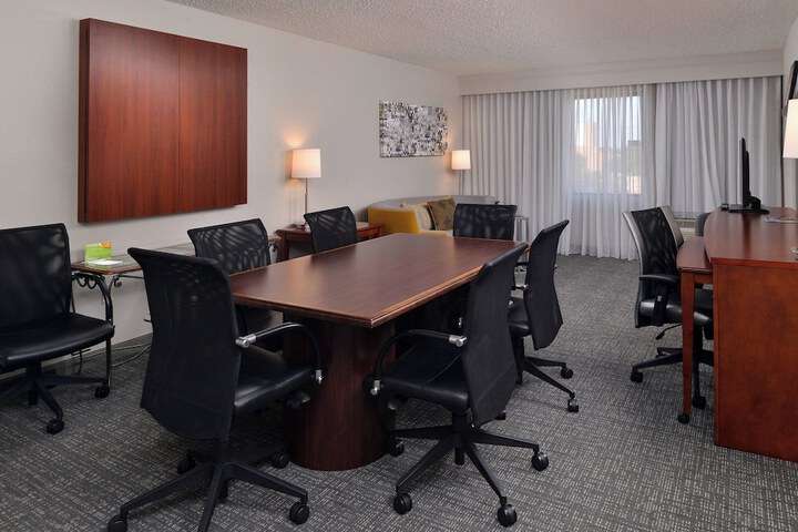 Room 18 of 45