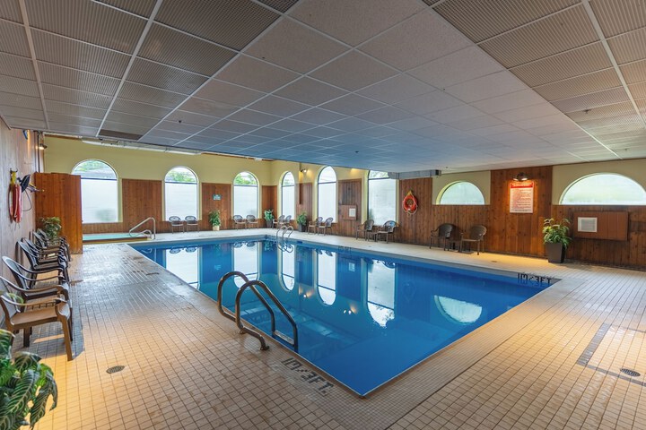 Glengarry Extended Stays