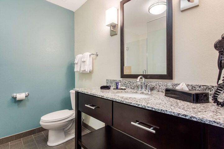 Sleep Inn & Suites Middletown - Goshen