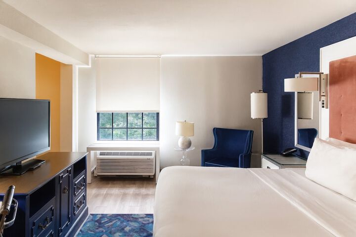 Hotel Indigo Mount Pleasant by IHG