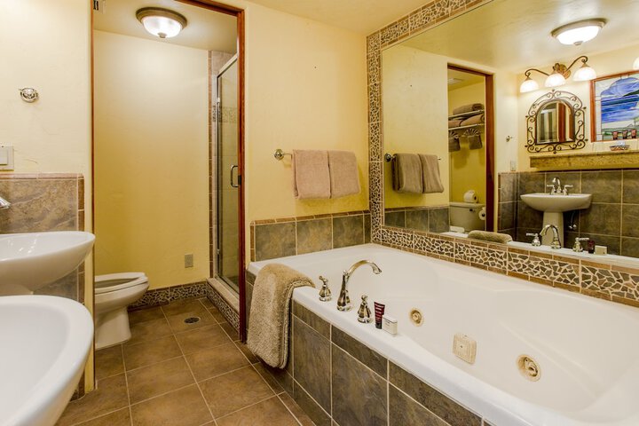 Avila La Fonda Hotel