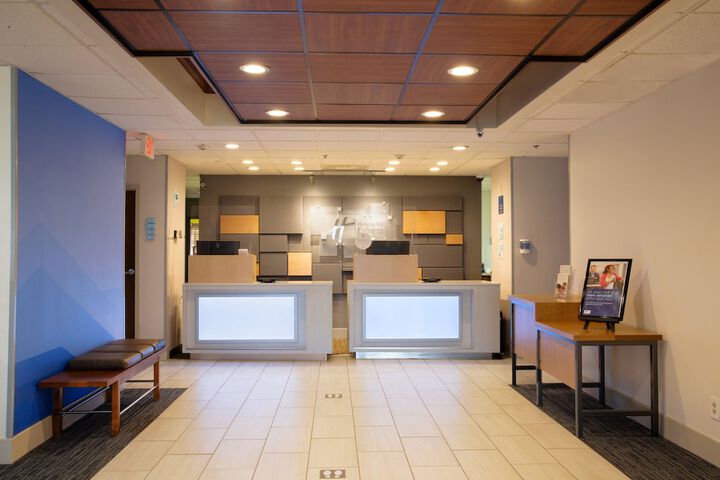 Hotel Interior 6 of 47