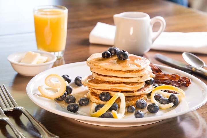 Breakfast/Coffee Service 54 of 71