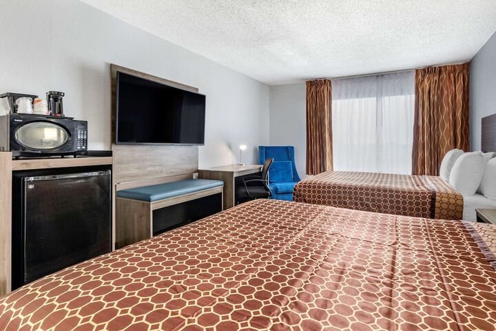 Room 50 of 72