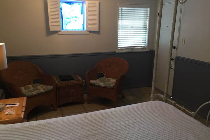 Room 75 of 162