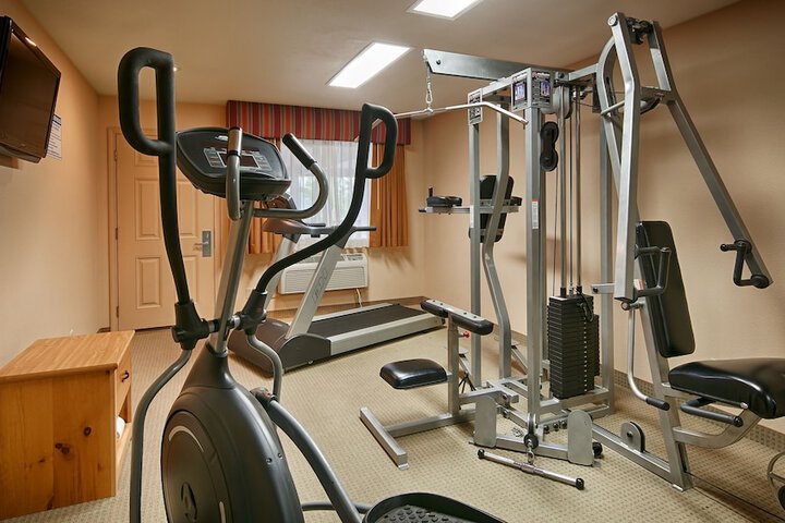 Best Western Plus Hartford Lodge