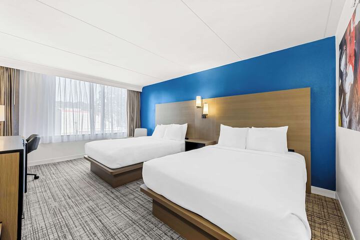 Room 8 of 25
