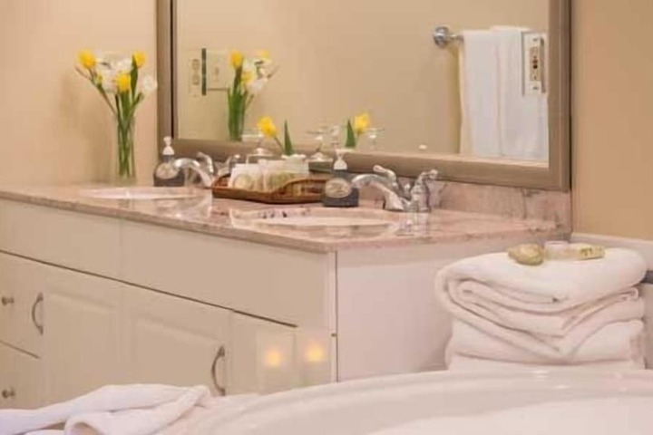 Stone Hill Inn