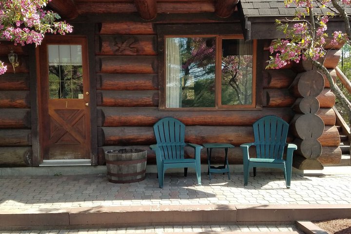 Nootka Lodge