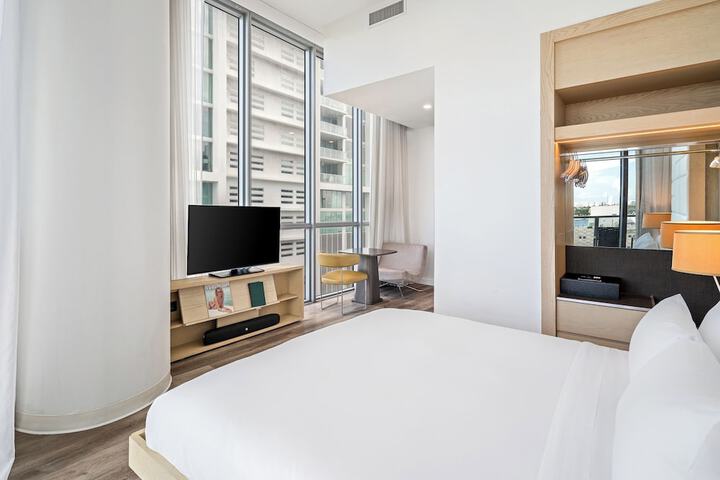 Room 36 of 112