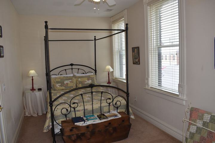 Room 78 of 238