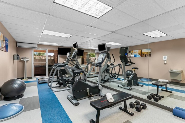Comfort Inn & Suites Boulder