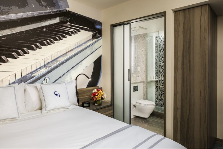 Room 16 of 59