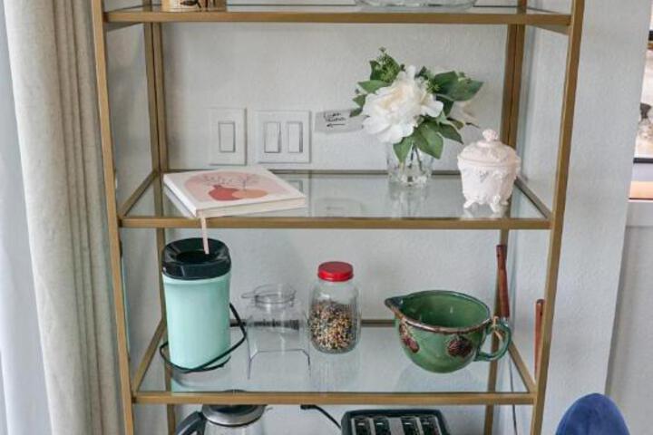 Lakefront Honeymoon Bay Studio Cottage