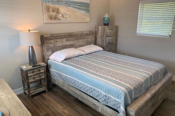 Room 44 of 51