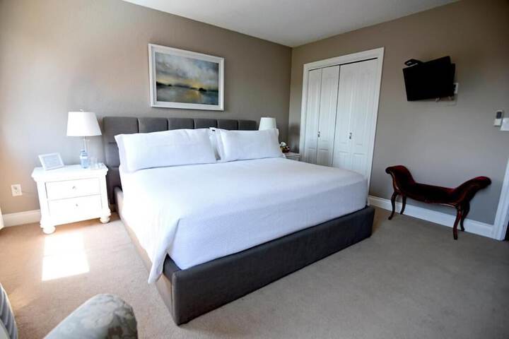 Room 34 of 47