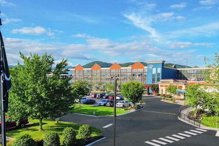The Ramsey Hotel and Convention Center Pigeon Forge