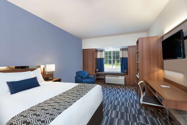 Room 28 of 37