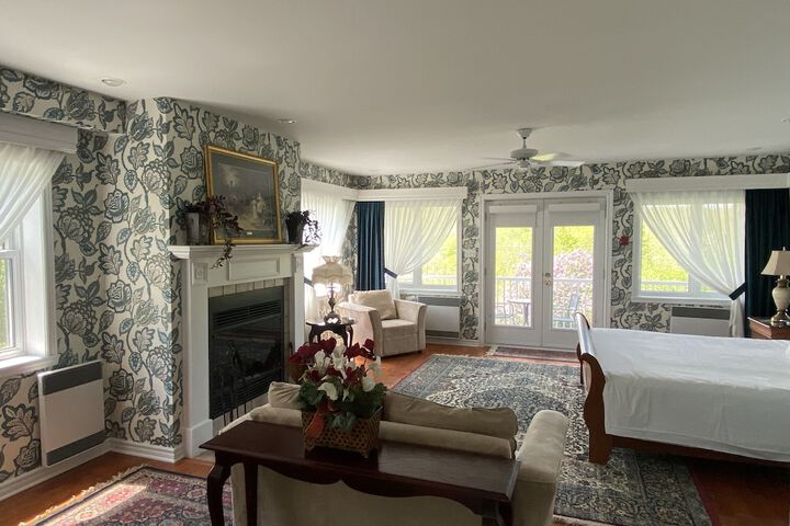 Room 15 of 26