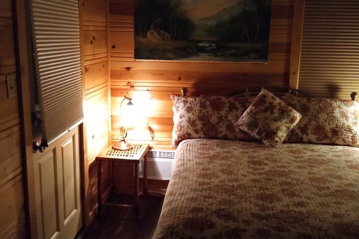 Room 34 of 48
