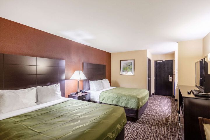 Quality Inn & Suites Caseyville - St. Louis