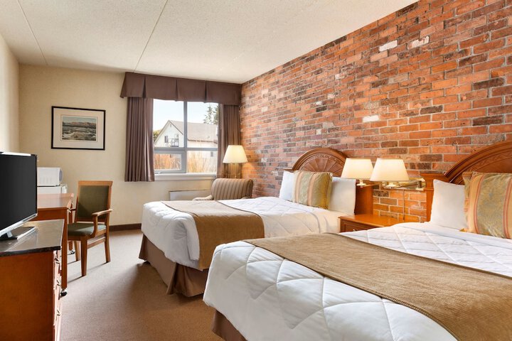 Room 13 of 20
