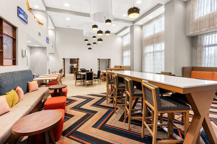 Hampton Inn & Suites Fairbanks