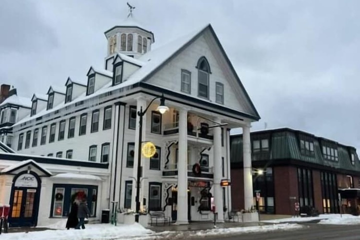 Thayers Inn