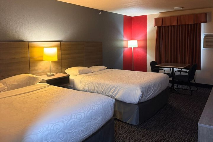 Room 28 of 34