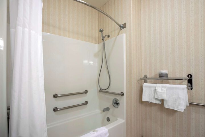 Room 22 of 25