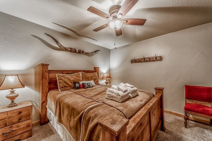 Room 13 of 41