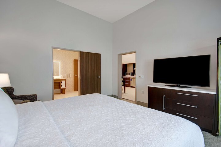 Room 18 of 46