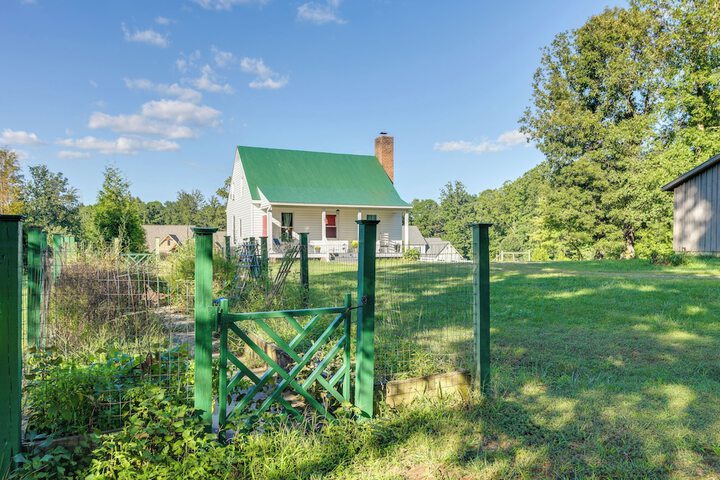 Tranquil Cottage in Virginia Countryside w / Pond!