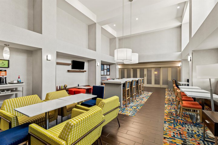 Hampton Inn & Suites Corpus Christi I-37 - Navigation Blvd