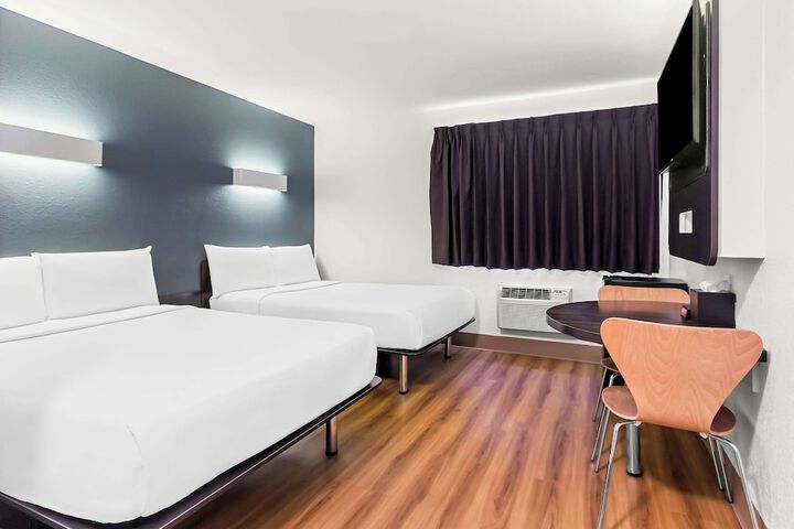 Room 38 of 40