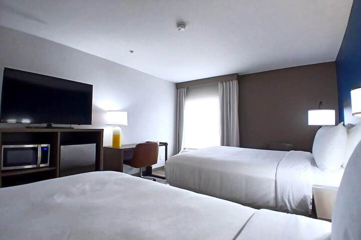 Comfort Inn Marion near Downtown & Blue Ridge PKWY