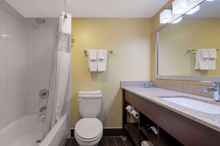 Best Western University Inn at Valparaiso