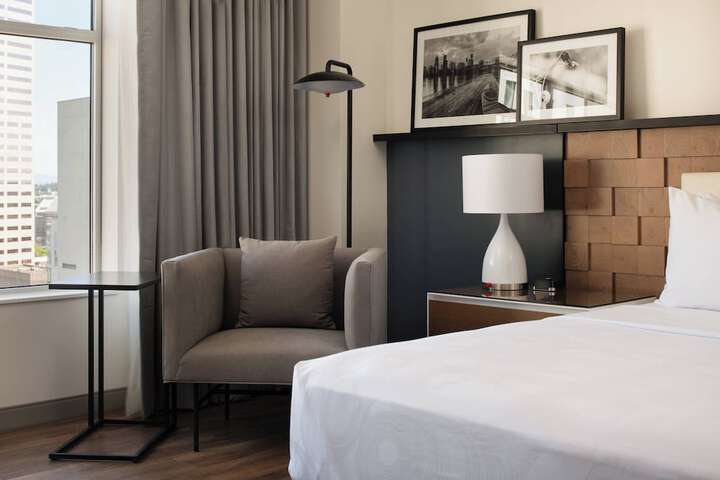 Room 20 of 86