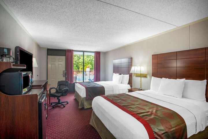 Room 15 of 44