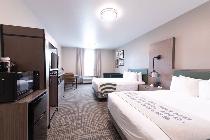Oxford Suites Paso Robles