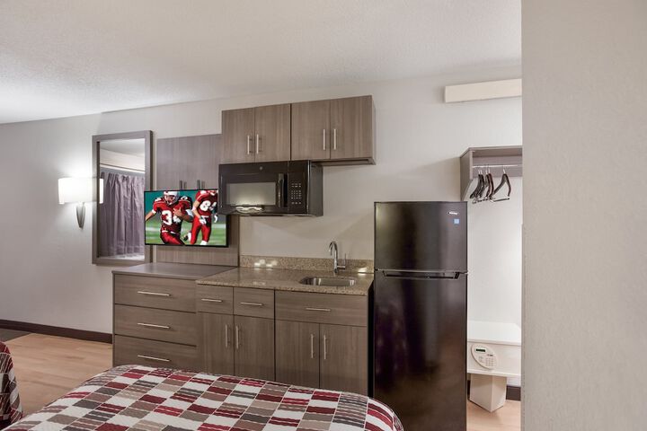 Room 17 of 41