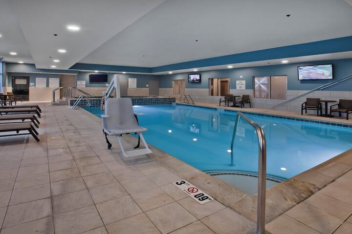 Pool 18 of 100