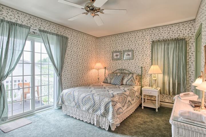 Room 30 of 58