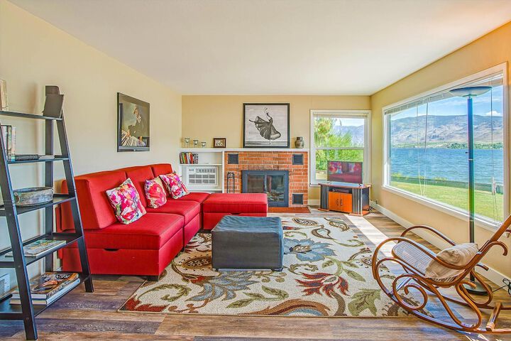 Lake Level Cabin in Oroville