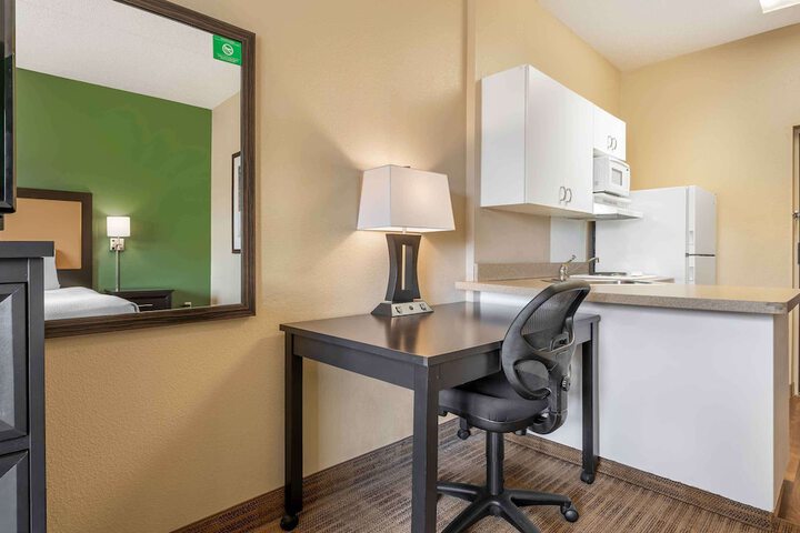 Extended Stay America Select Suites Chicago OHare