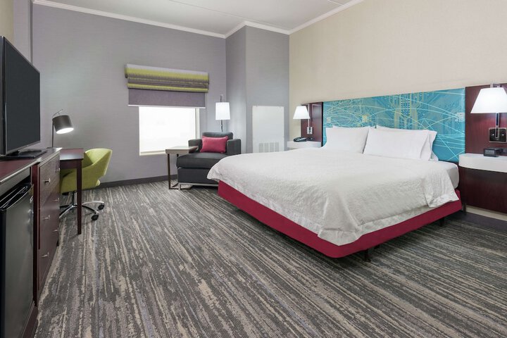 Room 10 of 27